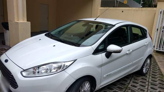 FORD FIESTA 1.6 TITANIUM HATCH 16V FLEX 4P POWERSHIFT FORD FIESTA 1.6 TITANIUM HATCH 16V FLEX 4P POWERSHIFT